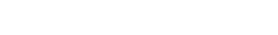 光沢のある上品な質感のブラックのヘリンボーンハンカチ。同色のロゴ刺繍で特別感があります。